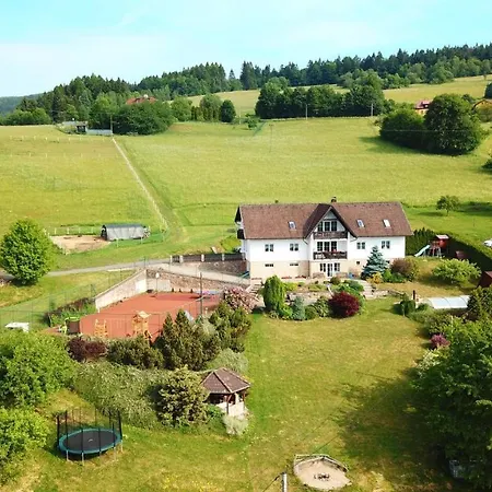 Rasovka - Bily Dum Homestay Simonovice
